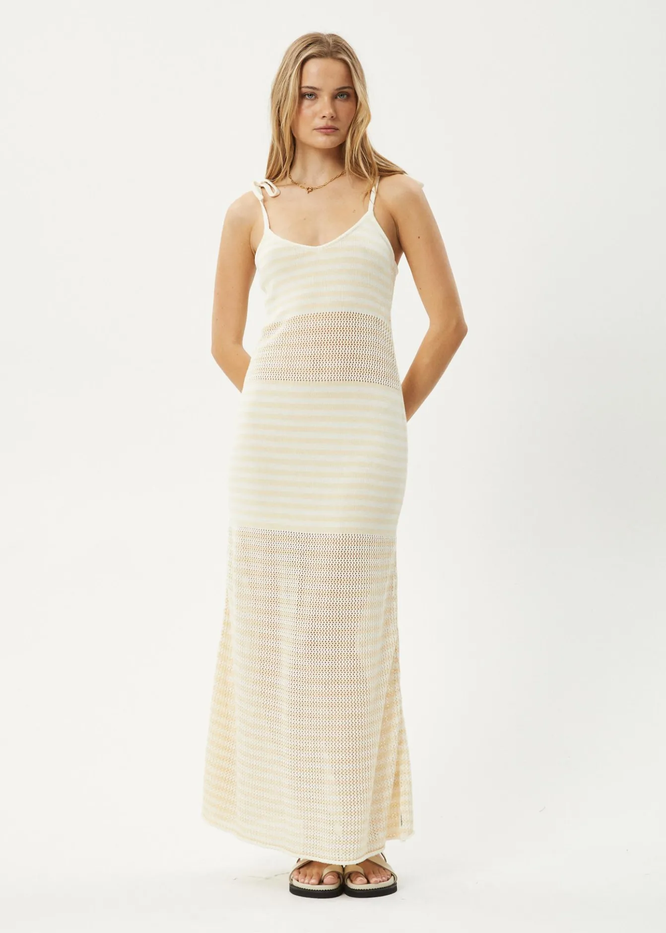Dresses<Afends Claudia - Knit Maxi Dress White / Sand