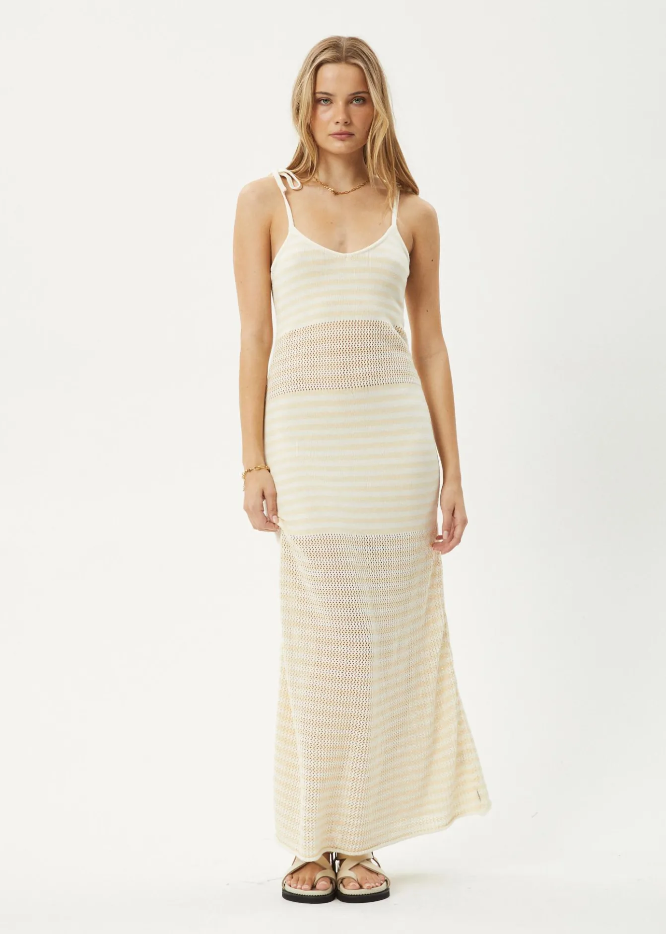 Dresses<Afends Claudia - Knit Maxi Dress White / Sand