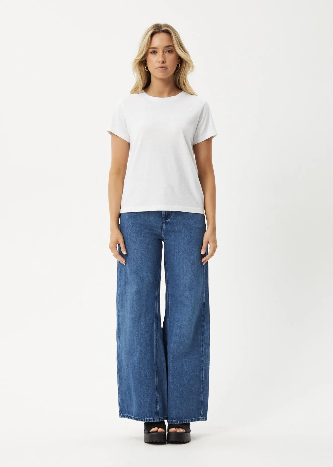 Tees & Shirts|Essentials<Afends Eden - Regular Tee White