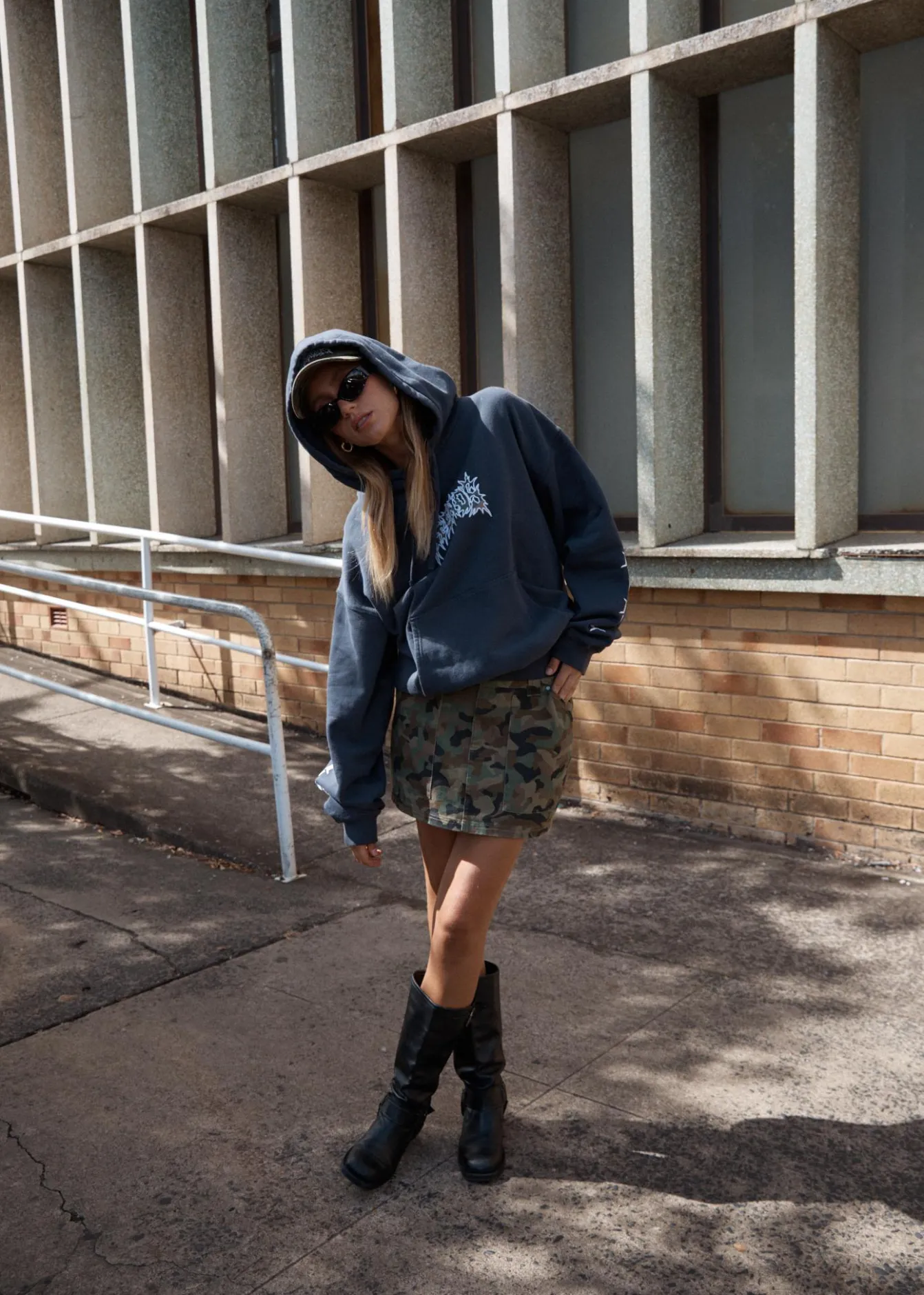 Sweaters & Hoodies|Outerwear<Afends Hidden - Boxy Hoodie Charcoal