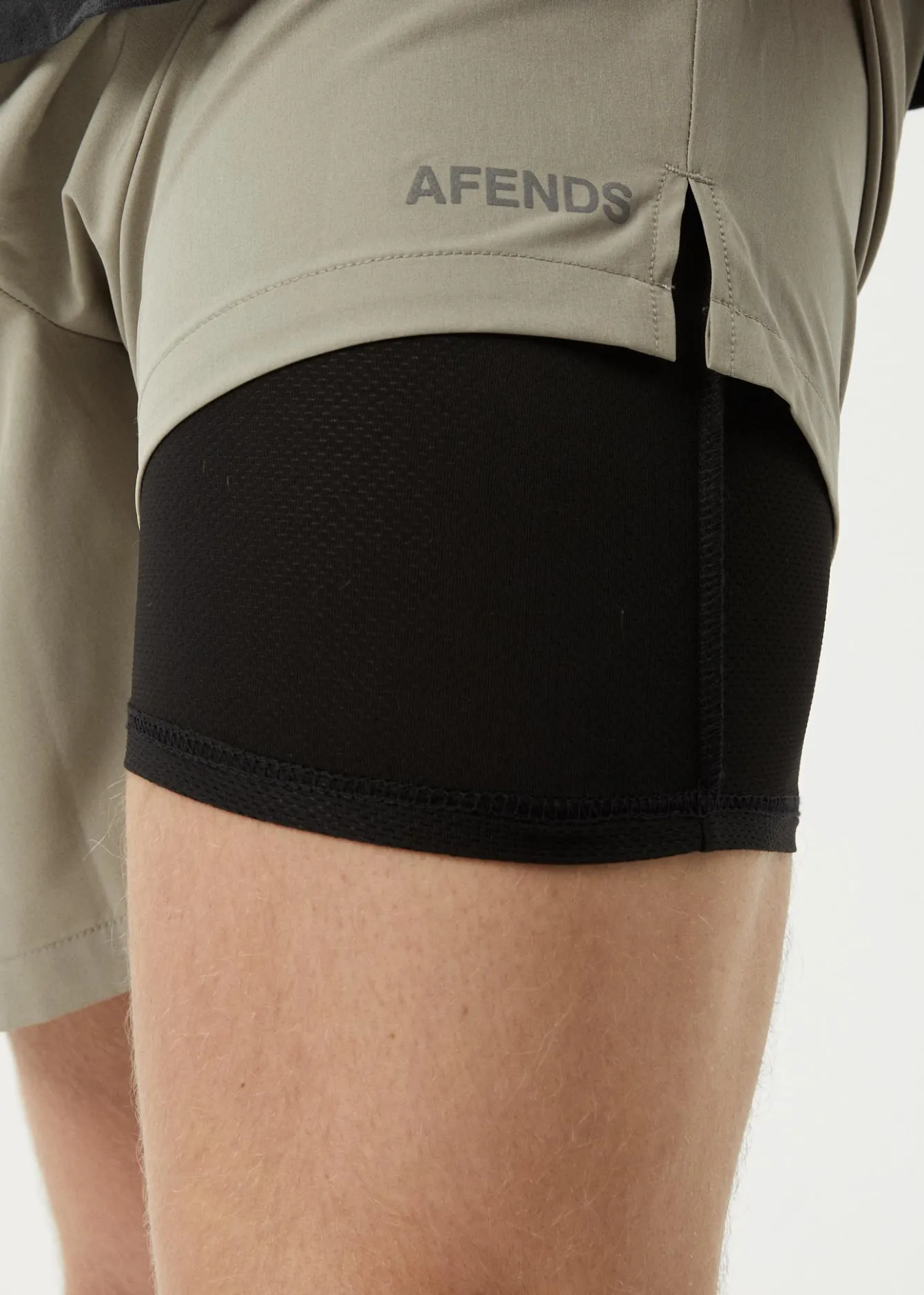 Shorts<Afends Kettle-Ish - Performance Short 18" Olive