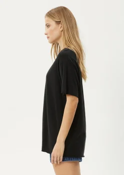 Tees & Shirts|Essentials<Afends Slay - Oversized Tee Black