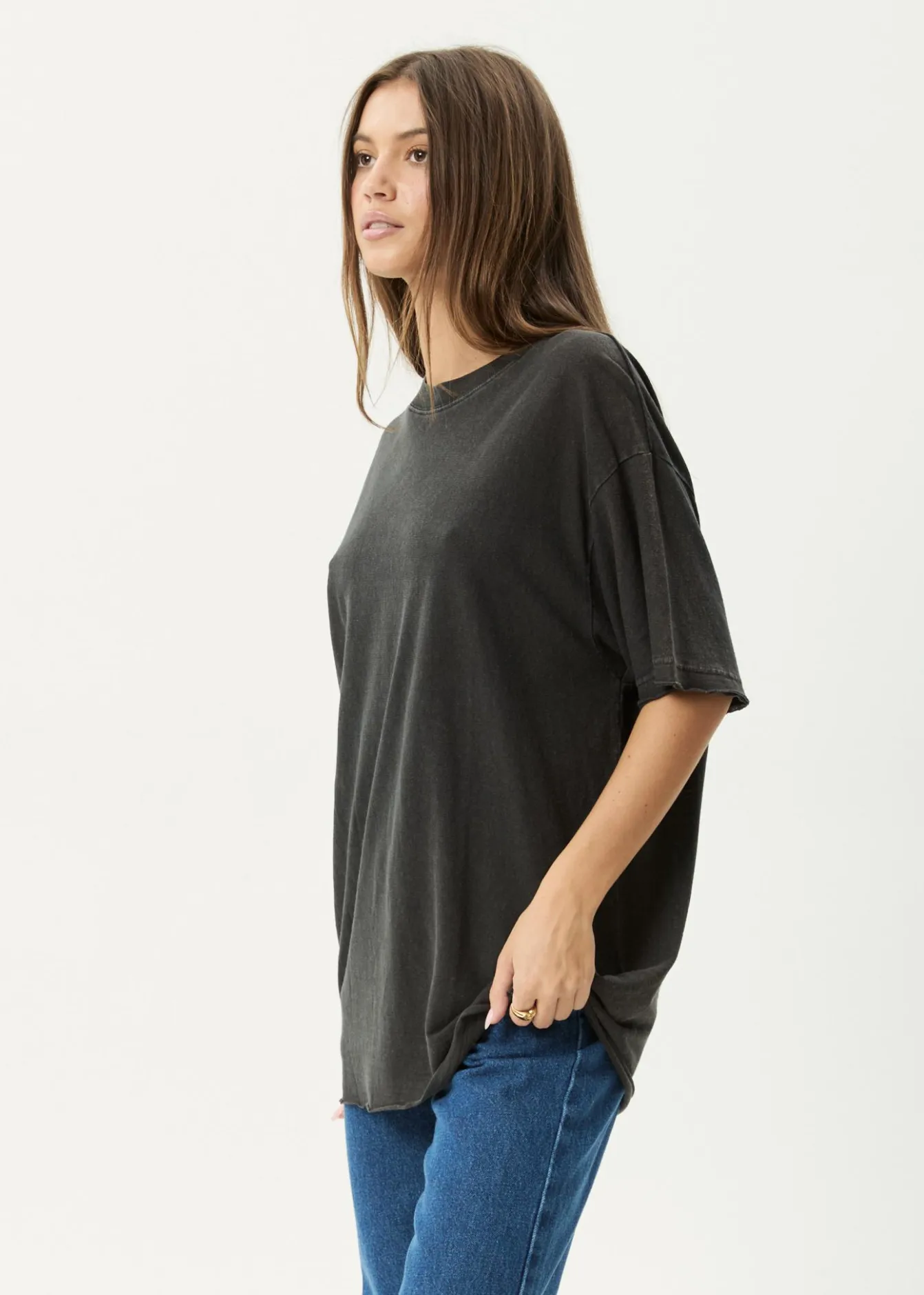 Tees & Shirts|Essentials<Afends Slay - Oversized Tee Stone Black