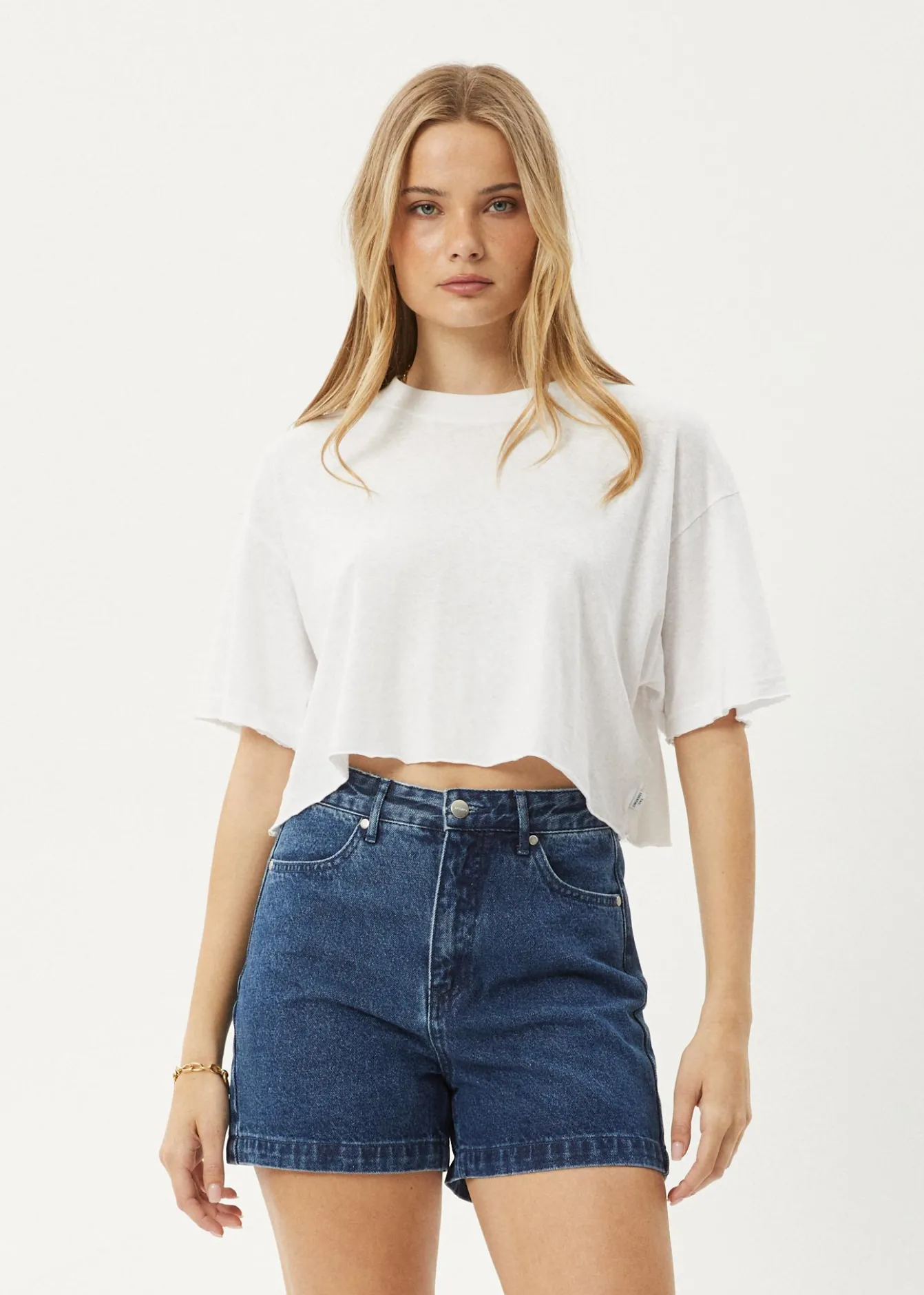 Tees & Shirts|Essentials<Afends Slay Cropped - Oversized Tee White