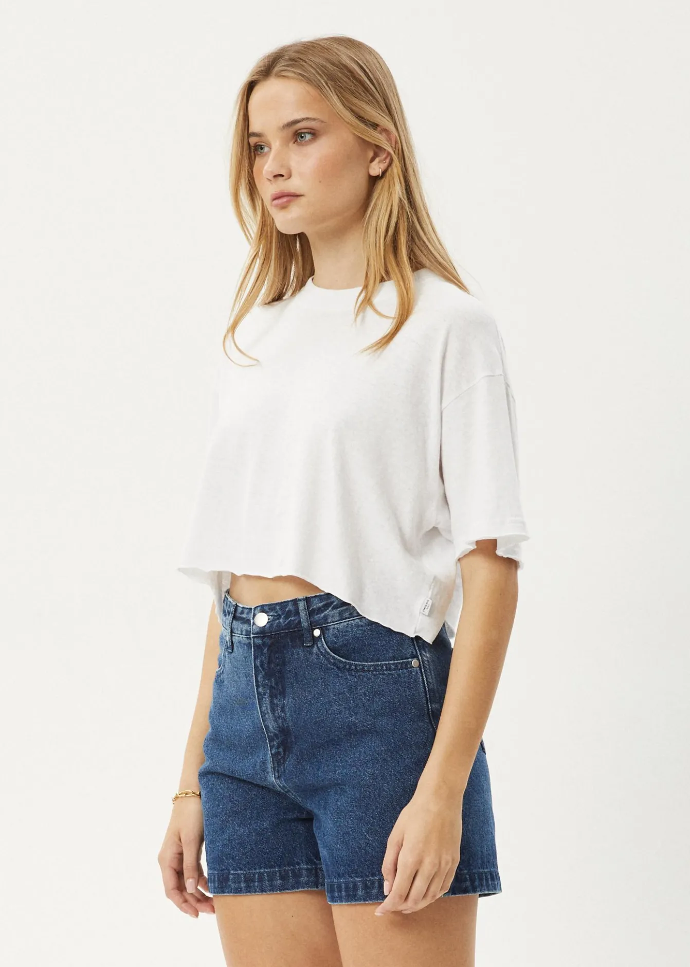Tees & Shirts|Essentials<Afends Slay Cropped - Oversized Tee White