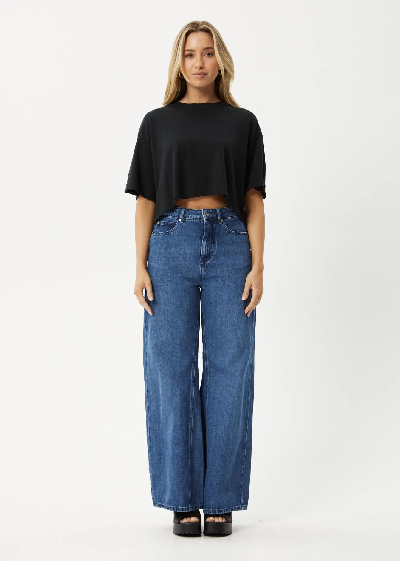 Tees & Shirts|Essentials<Afends Slay Cropped - Oversized Tee Black