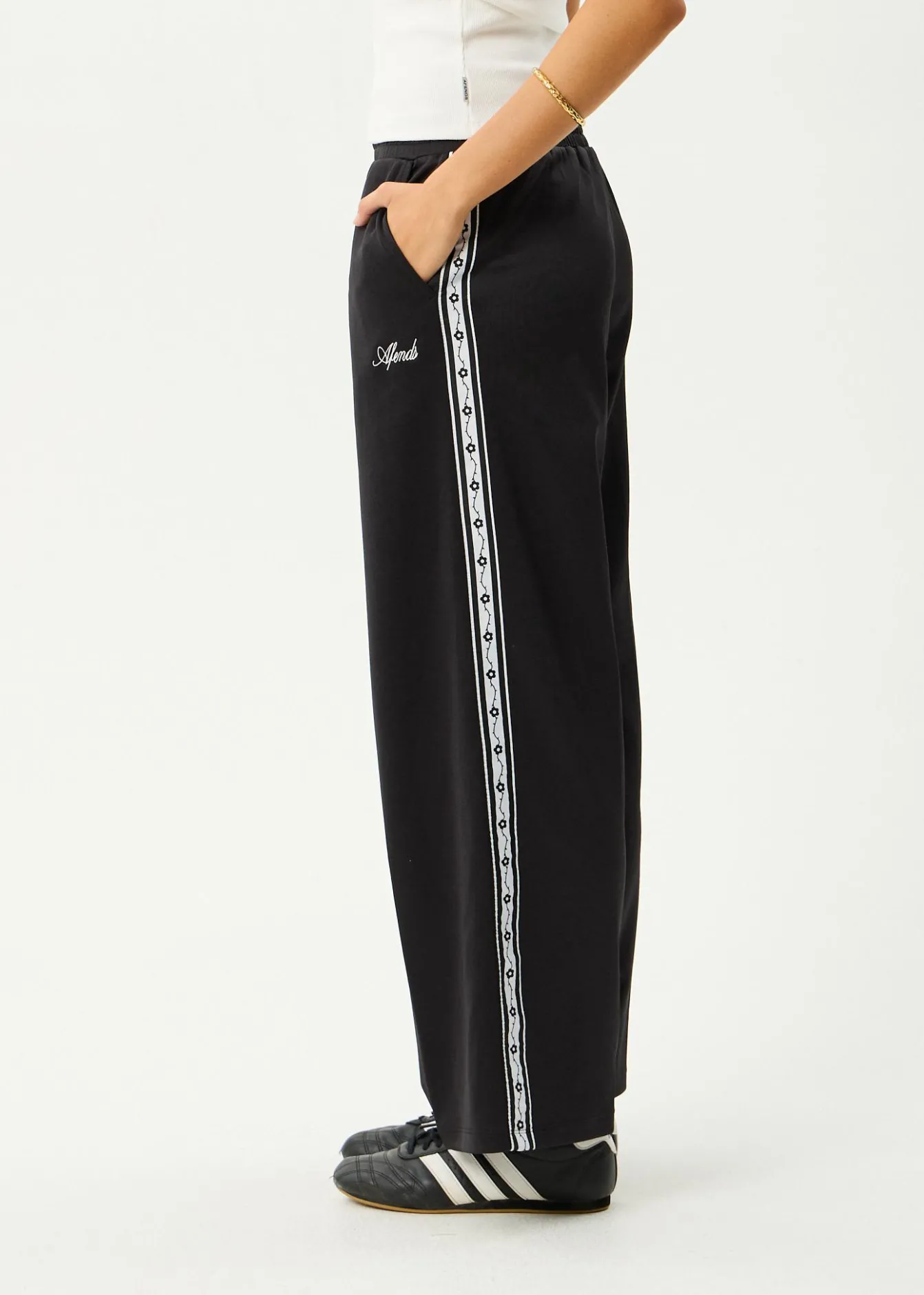 Pants<Afends Thorn Bound - Sweat Pant Black