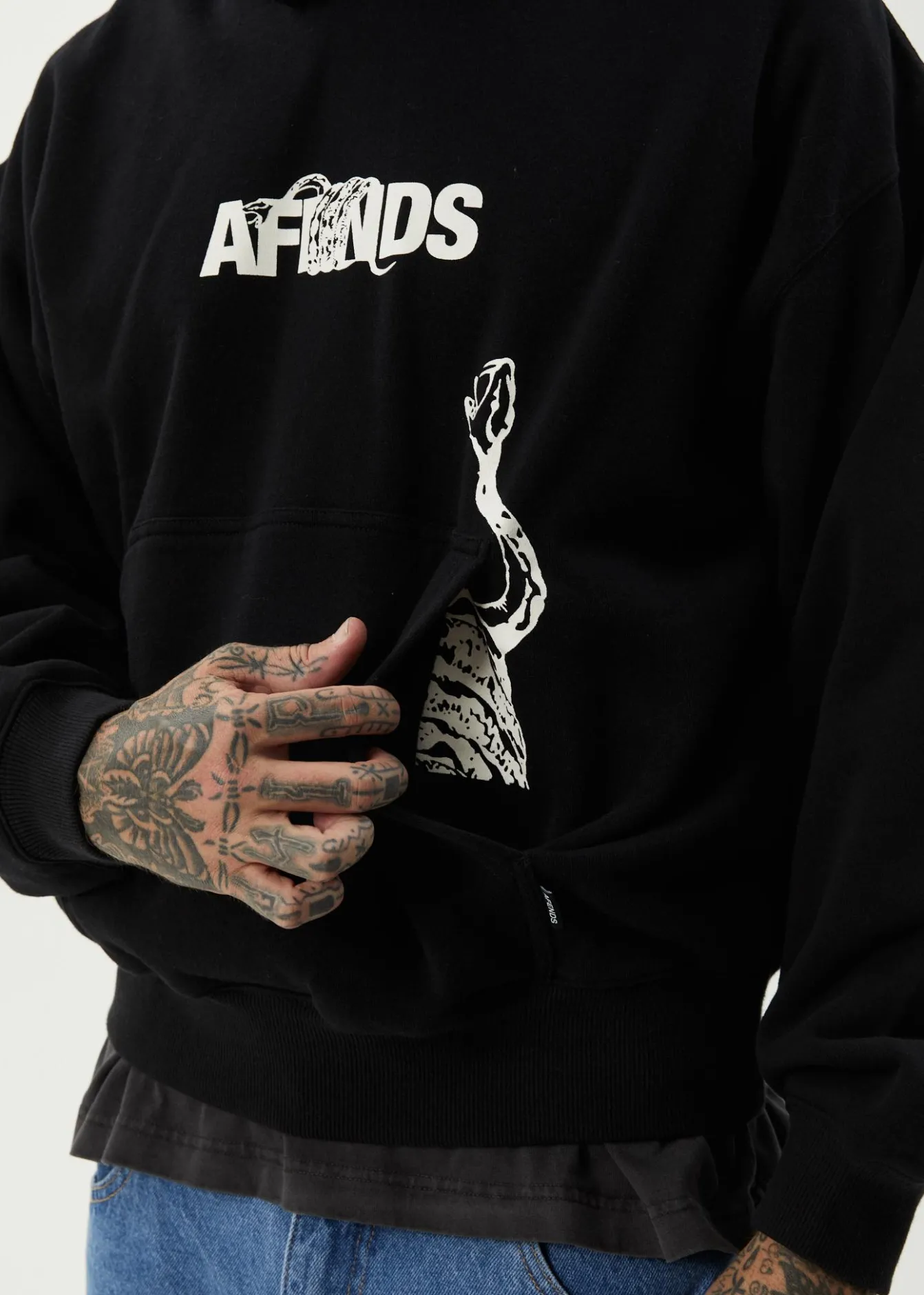 Sweaters & Hoodies<Afends Tread - Boxy Hoodie Black